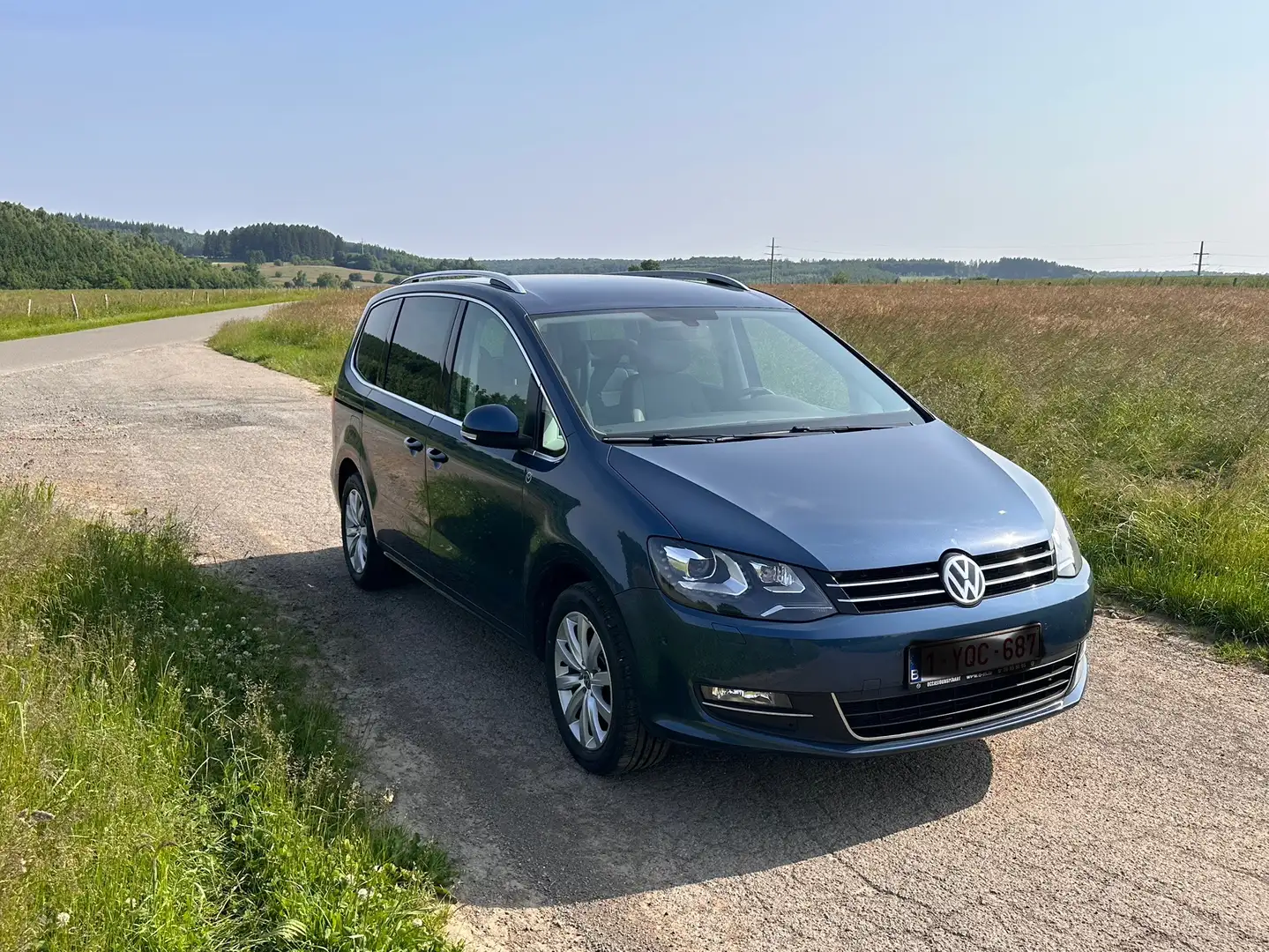Volkswagen Sharan 2.0 TDI 184 BlueMotion Technology DSG6 Carat - 2