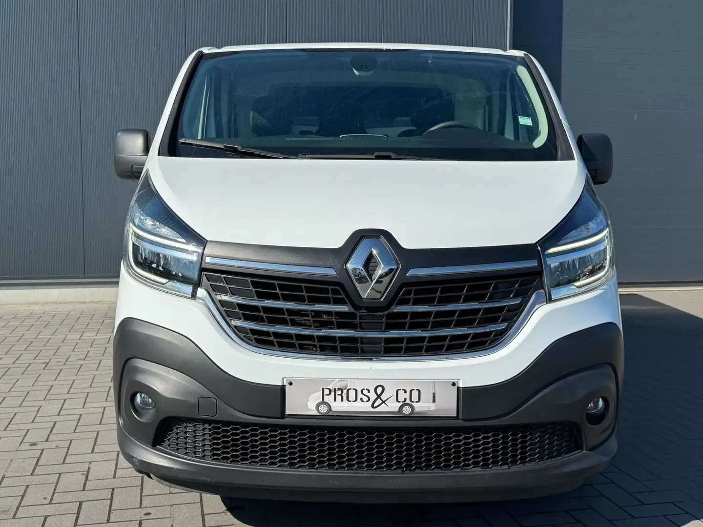 Renault Trafic // 3 PLACES // CLIM // GPS // LONG CHASSIS // Weiß - 2
