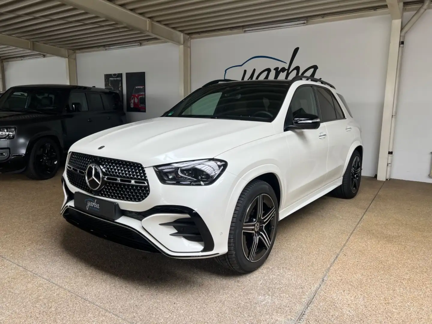 Mercedes-Benz GLE 450 d 4Matic /AMG Line / Pano / Night / 360° Weiß - 1