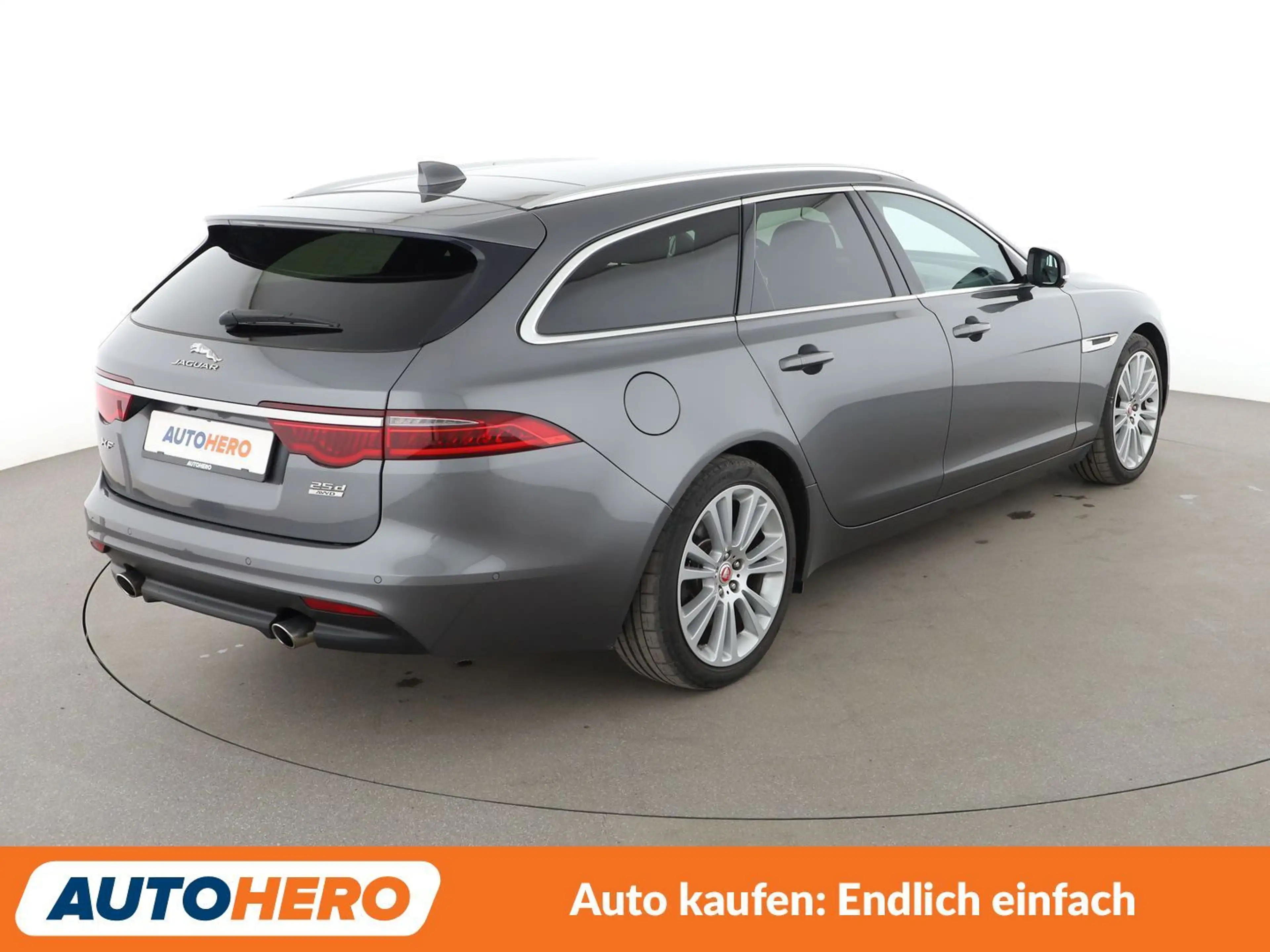 Jaguar XF 25d Portfolio AWD Aut.*NAVI*BiXENON*CAM*TEMPO* — photo 6
