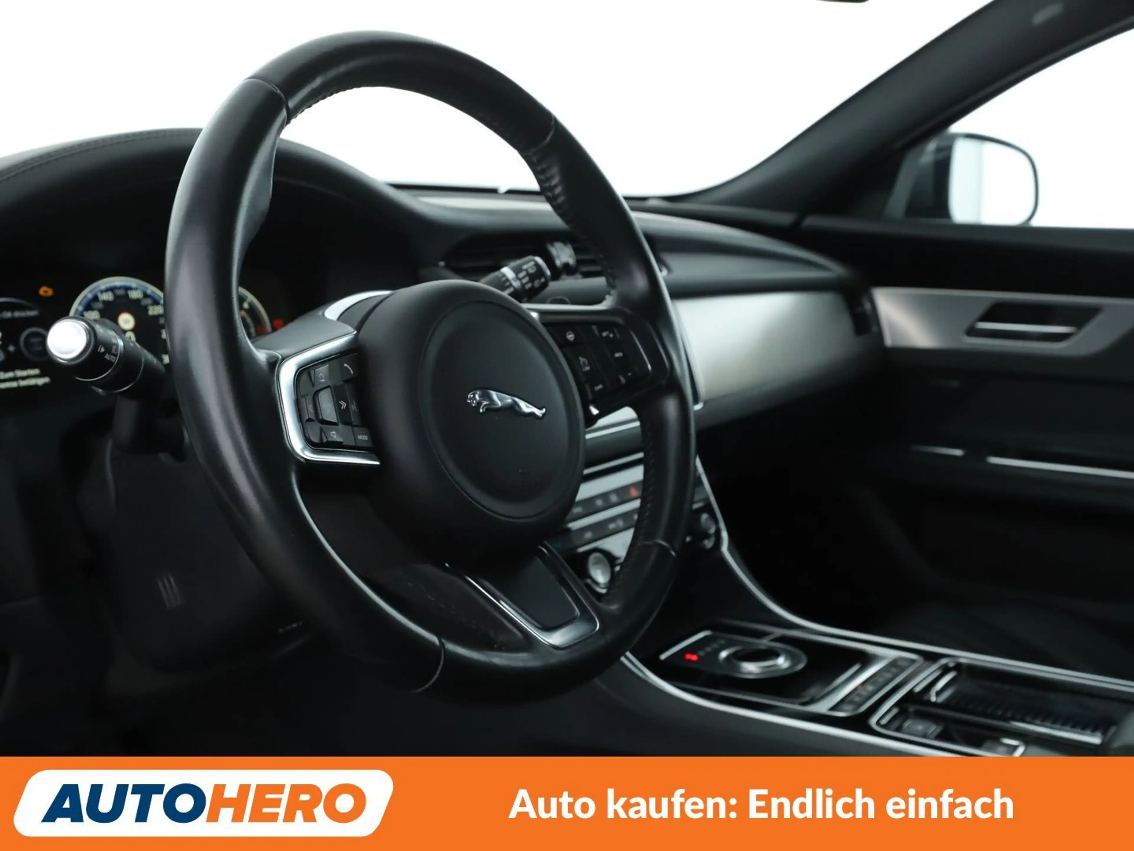 Jaguar XF 25d Portfolio AWD Aut.*NAVI*BiXENON*CAM*TEMPO* — photo 11