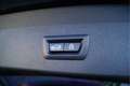 BMW X1 sDrive20i High Executive Panoramadak/Leer/NaviXL/H Zwart - thumbnail 17