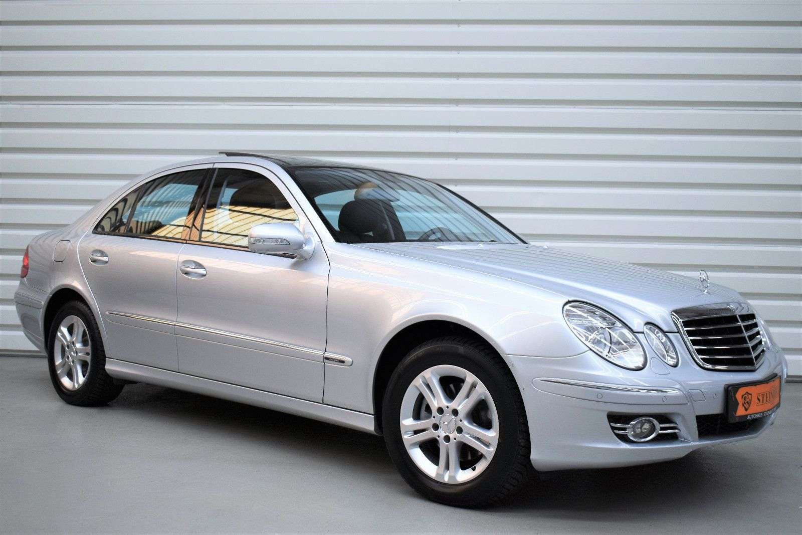 Mercedes-Benz E 280