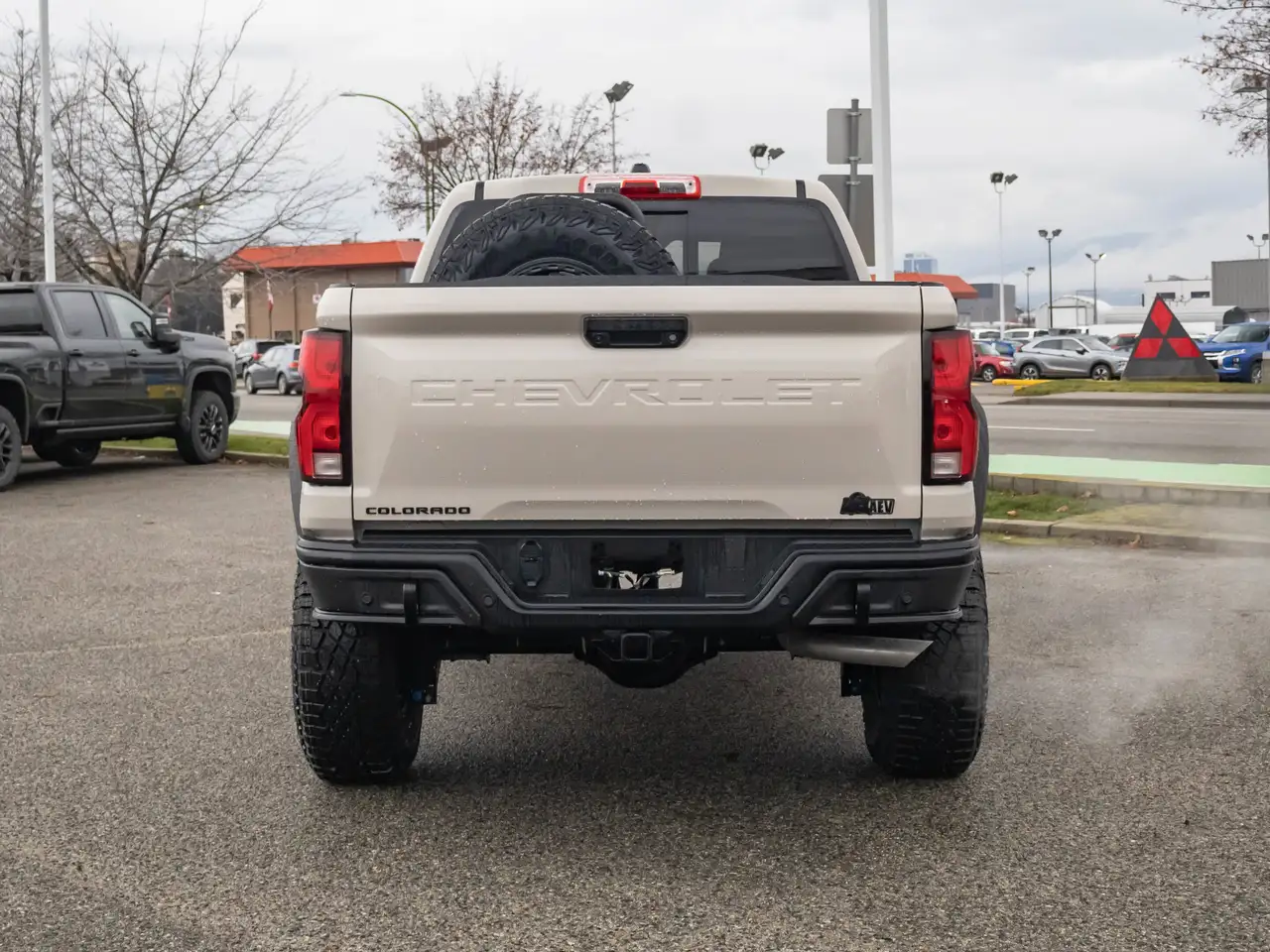 Chevrolet Colorado снимка Chevrolet Colorado