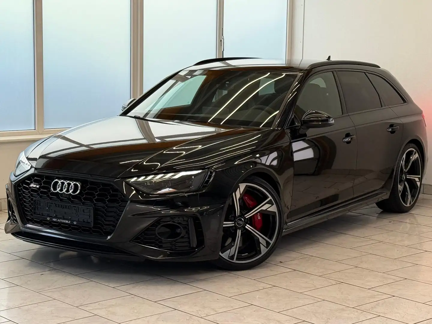 Audi RS4 Avant Qauttro - ACC/360/CarPlay/Memory Schwarz - 1