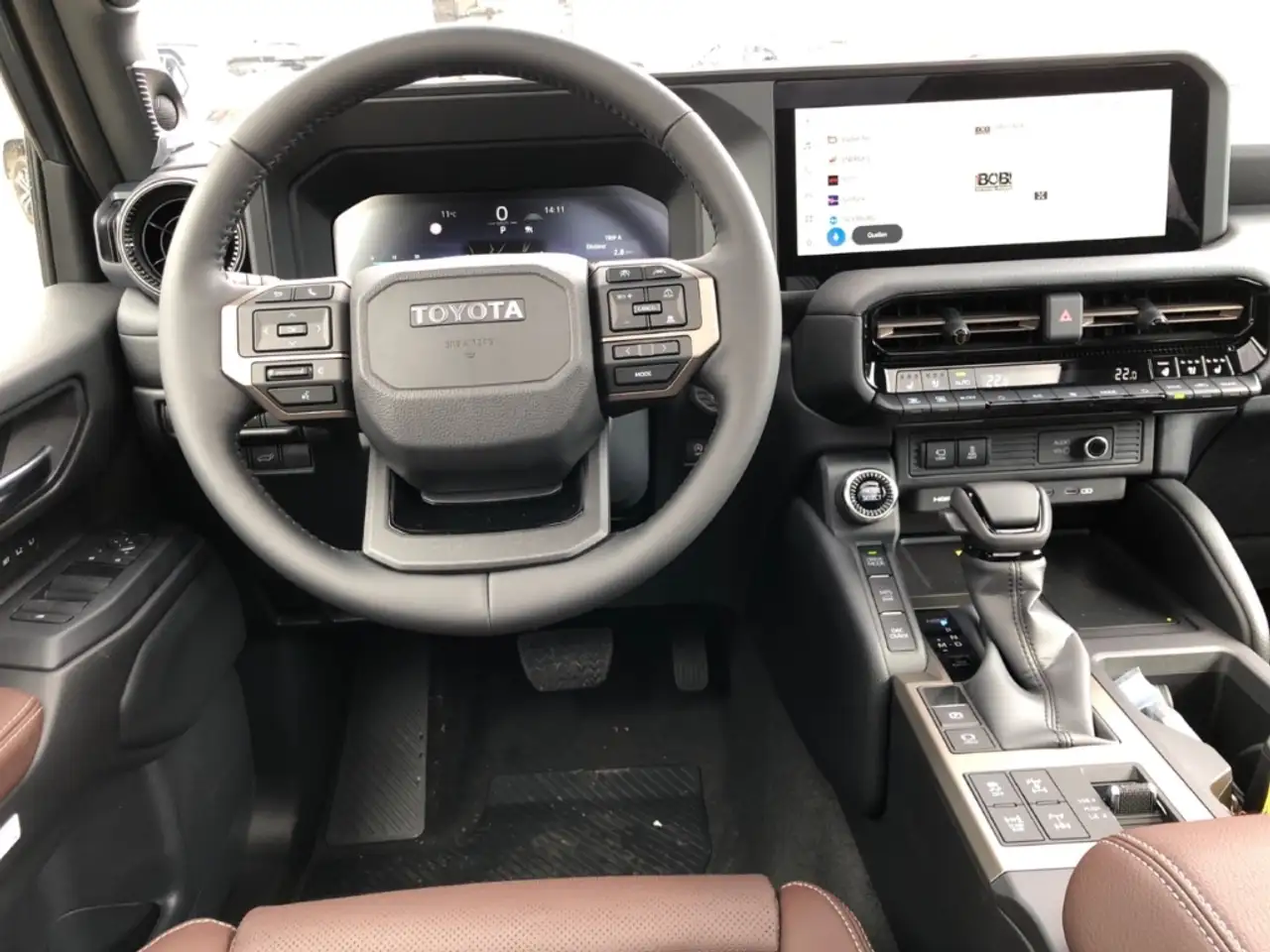 Toyota Land Cruiser 2.8 D-4D Mild-Hybrid Lounge Panorama LEDER BRAUN 15