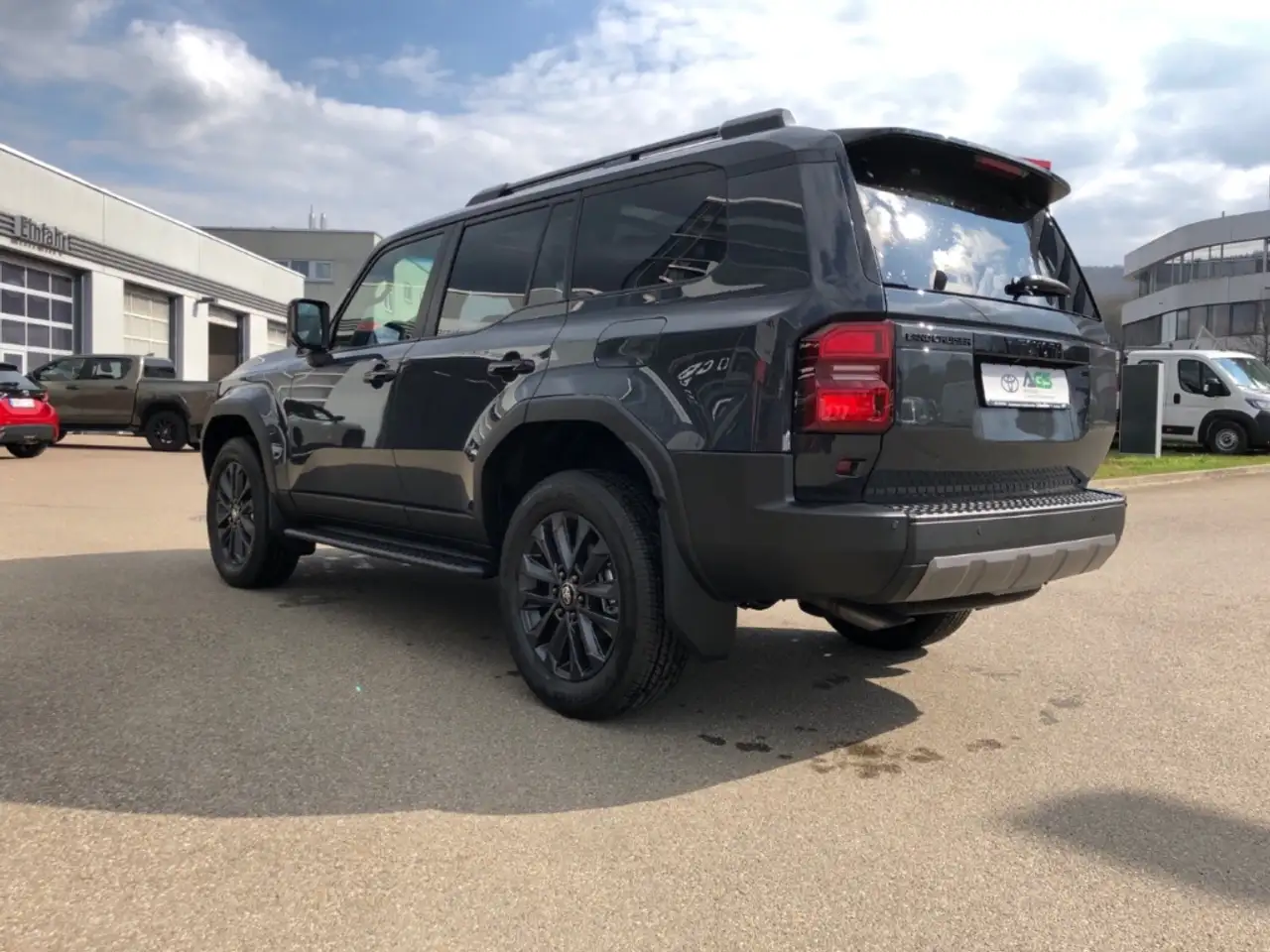 Toyota Land Cruiser 2.8 D-4D Mild-Hybrid Lounge Panorama LEDER BRAUN 5