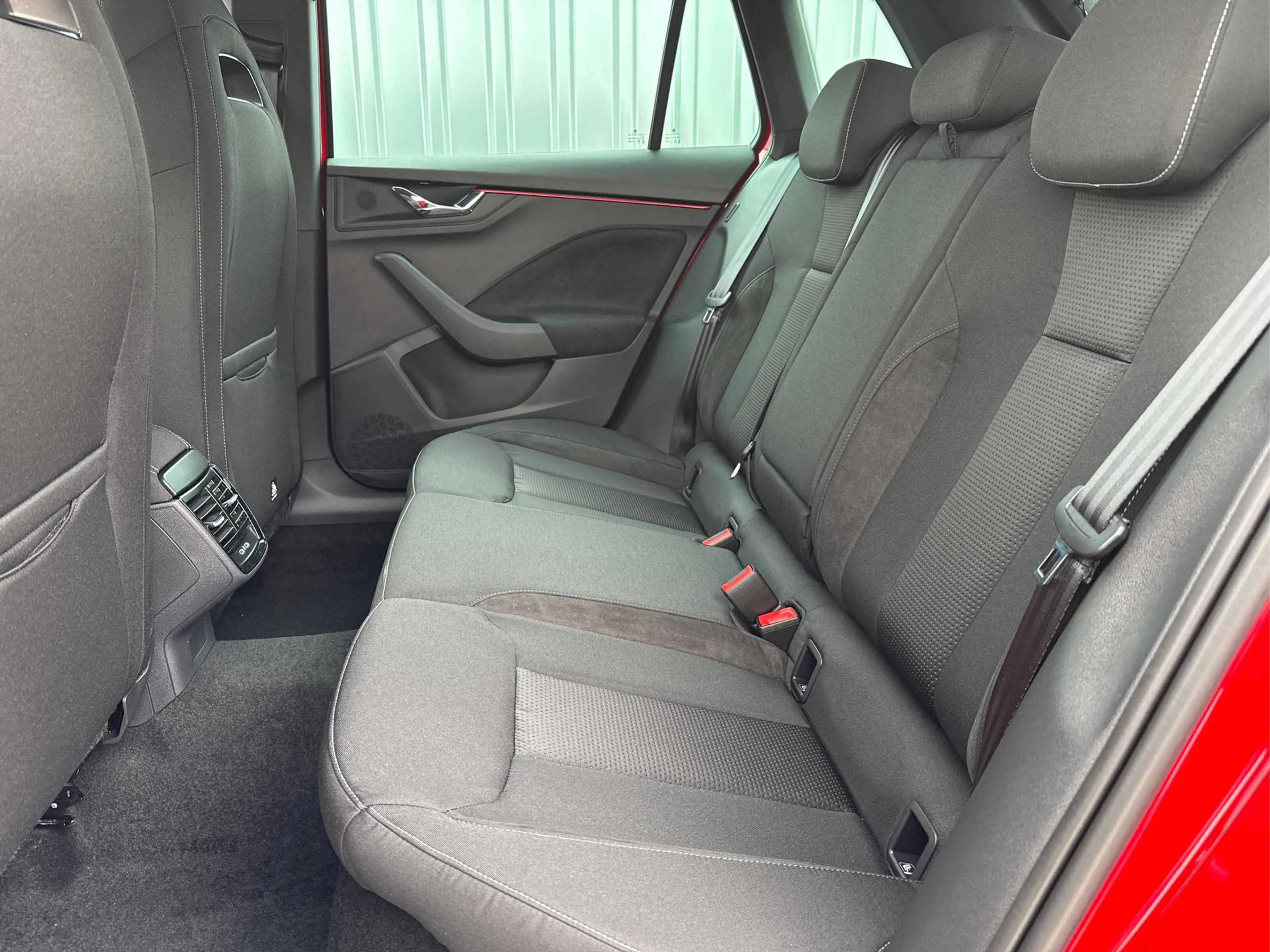 Skoda Kamiq Dynamic Sport Edition 1.5 TSI 150 PS DSG Anhäng... — photo 9