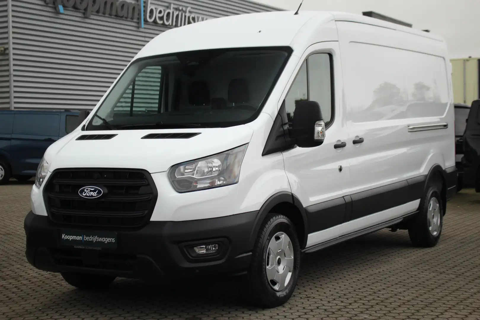 Ford Transit 350 2.0TDCI 165pk L3H2 Trend | Automaat | Nieuw mo Wit - 2