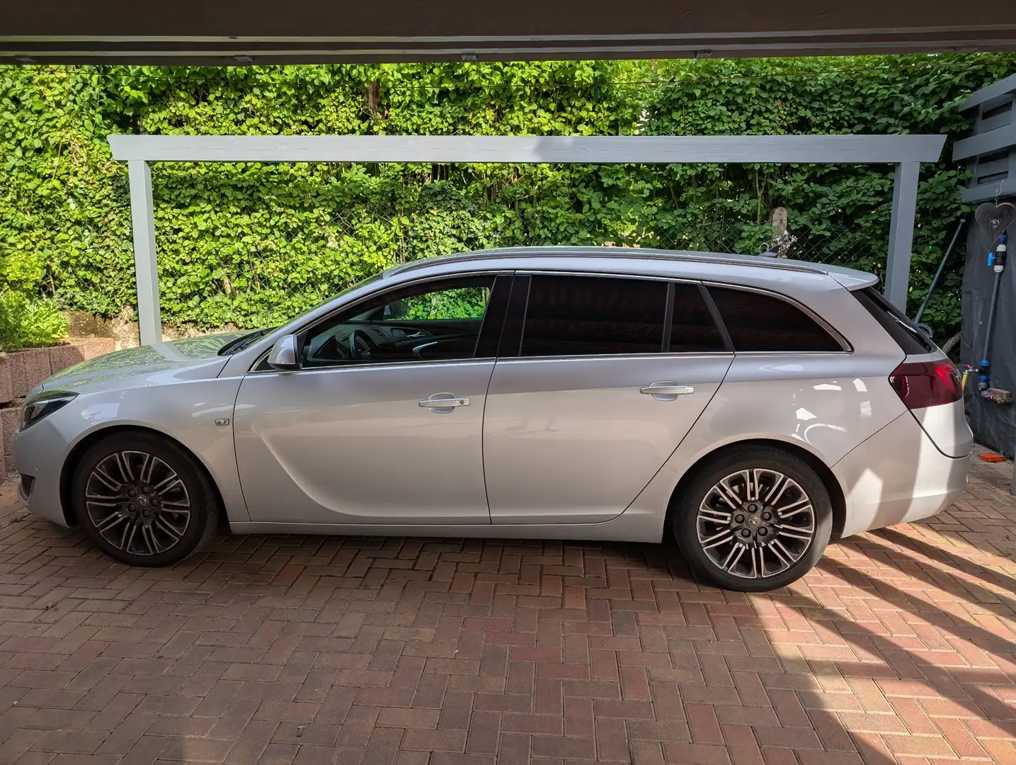 Opel Insignia 2.0 CDTI Sports Tourer ecoFLEXStart/Stop Innovatio - 1