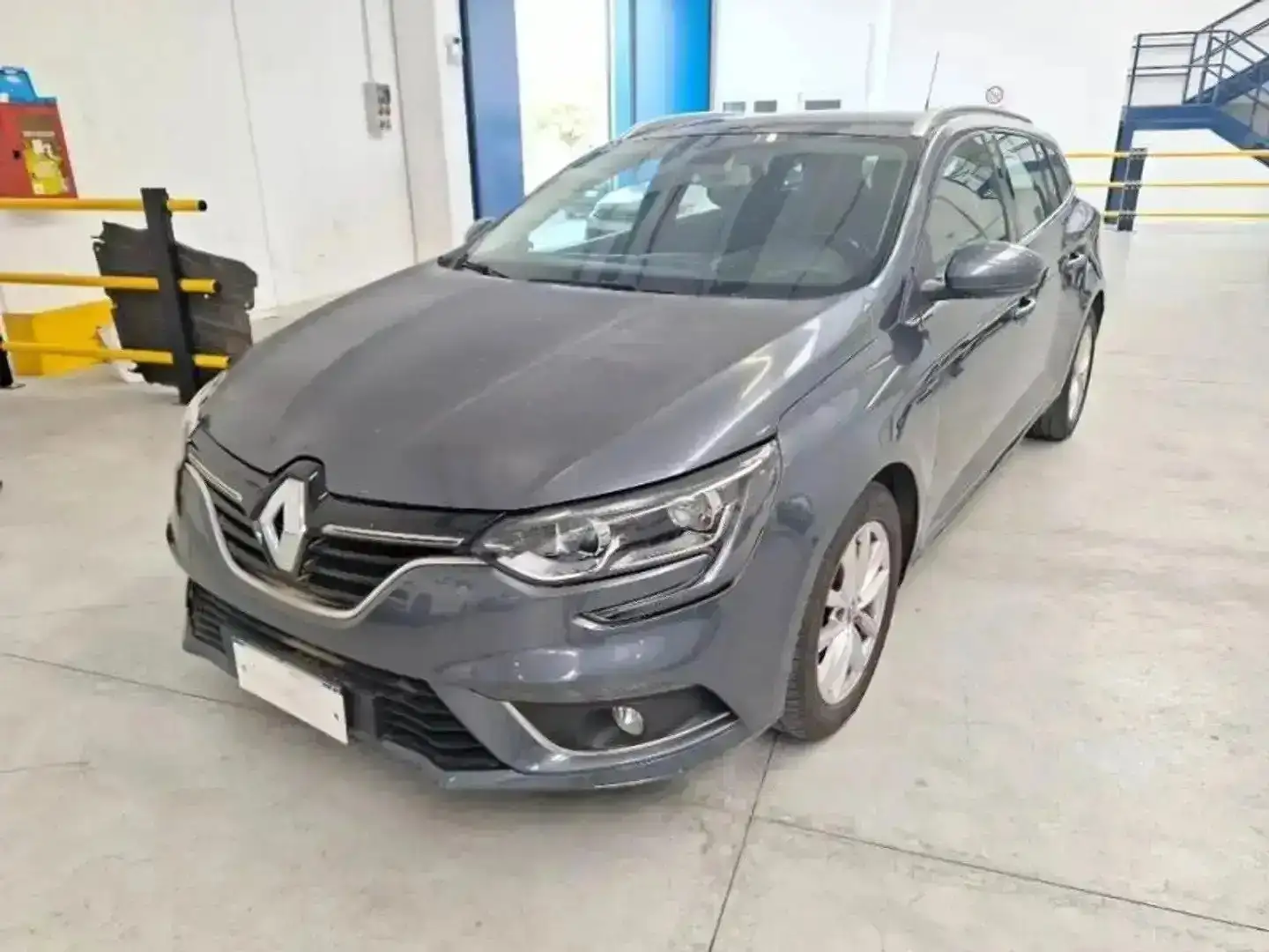 Renault Megane Megane Sporter 1.5 blue dci Business 95cv FW291EP Grigio - 1