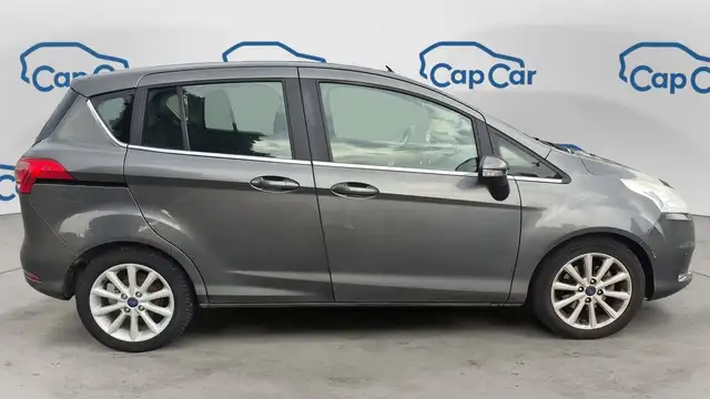 Ford B-Max view 4
