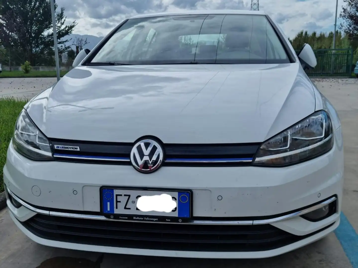 Volkswagen Golf Business 1.5 TGI BlueMotion Bianco - 2