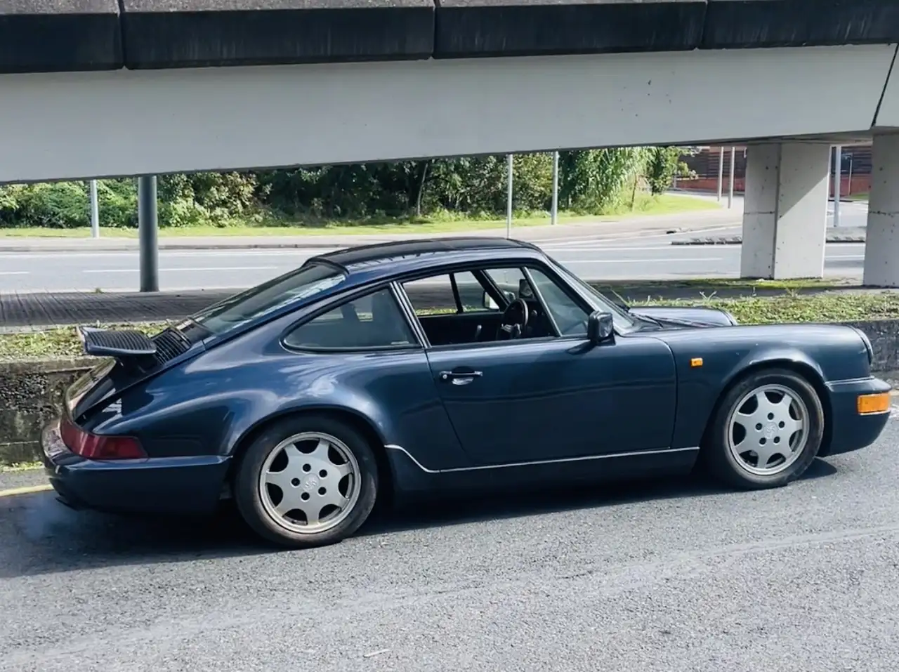Porsche 964