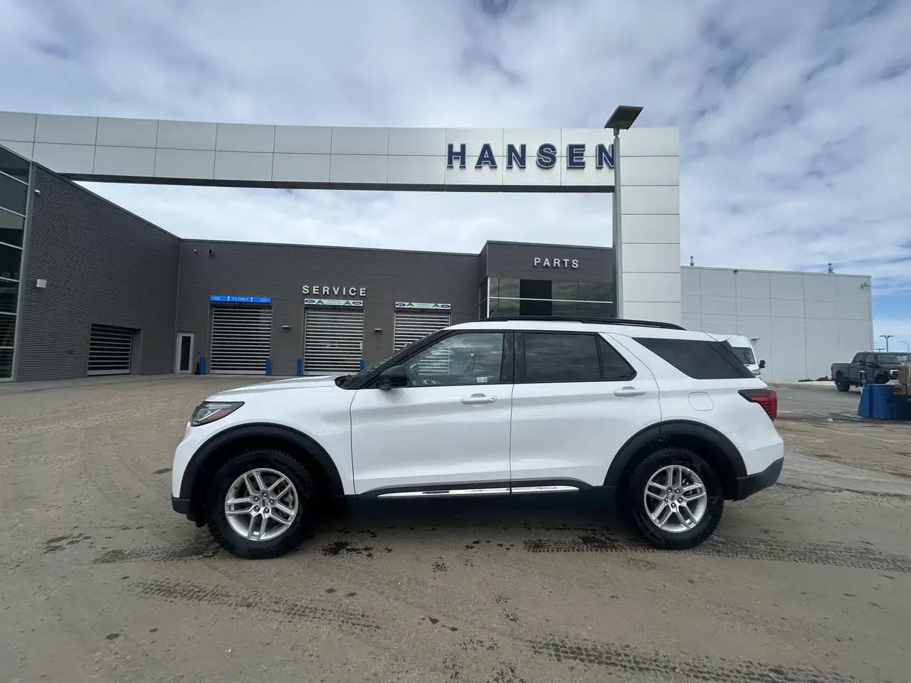 Ford Explorer снимка Ford Explorer