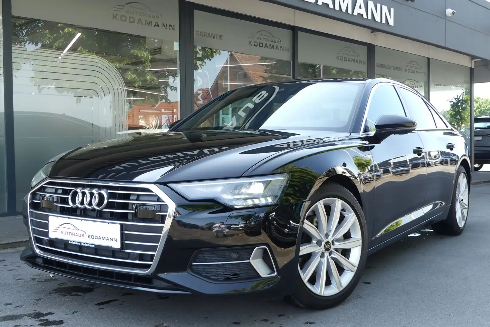 Audi A6 Lim. 40TDI S-Line Sport*ACC*Virtual*Kamera*19 Schwarz - 1
