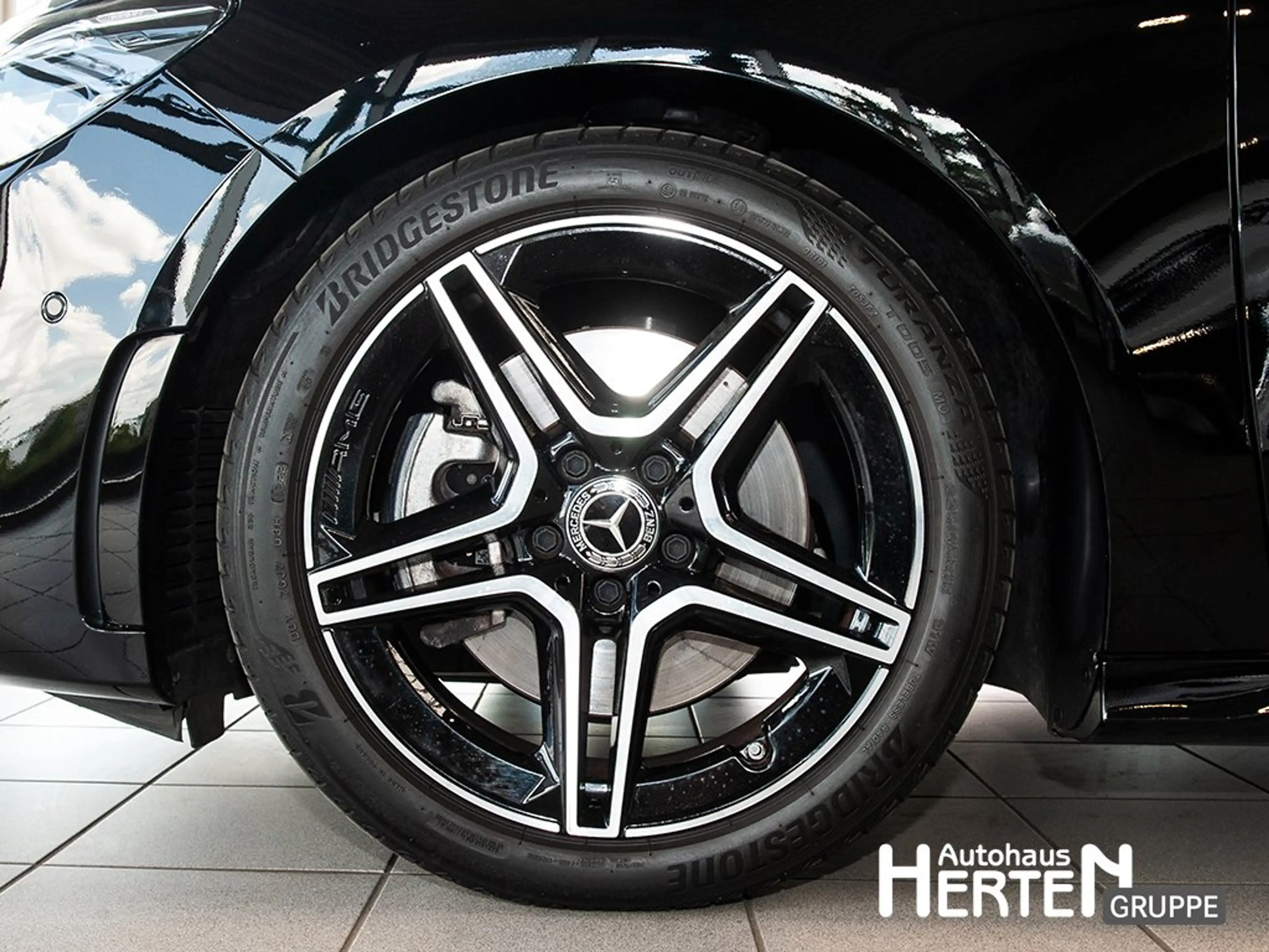 Mercedes-Benz B 250 AMG+NIGHT+PANO+AHK+MULTIBEAM+DISTRONIC — photo 5