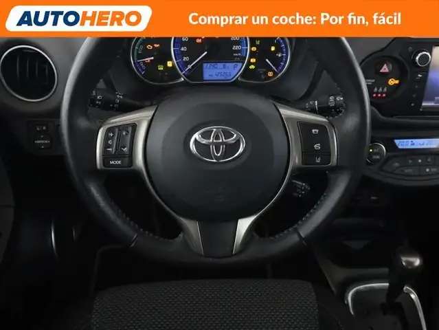 Toyota Yaris view 23