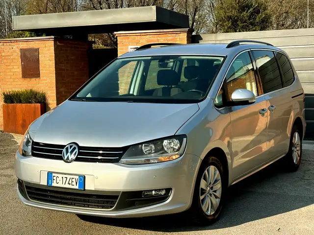 Volkswagen Sharan 2.0D aut- 7 POSTI -  EURO 6- Garanzia 12M-2016