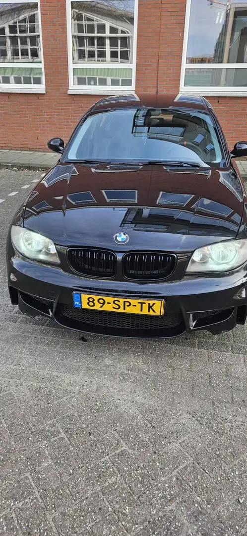 BMW 118 Business Line Zwart - 2