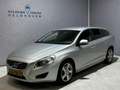 Volvo V60 1.6 T3 Kinetic // D-RIEM VV 176.319 KM // NAV // Grau - thumbnail 1