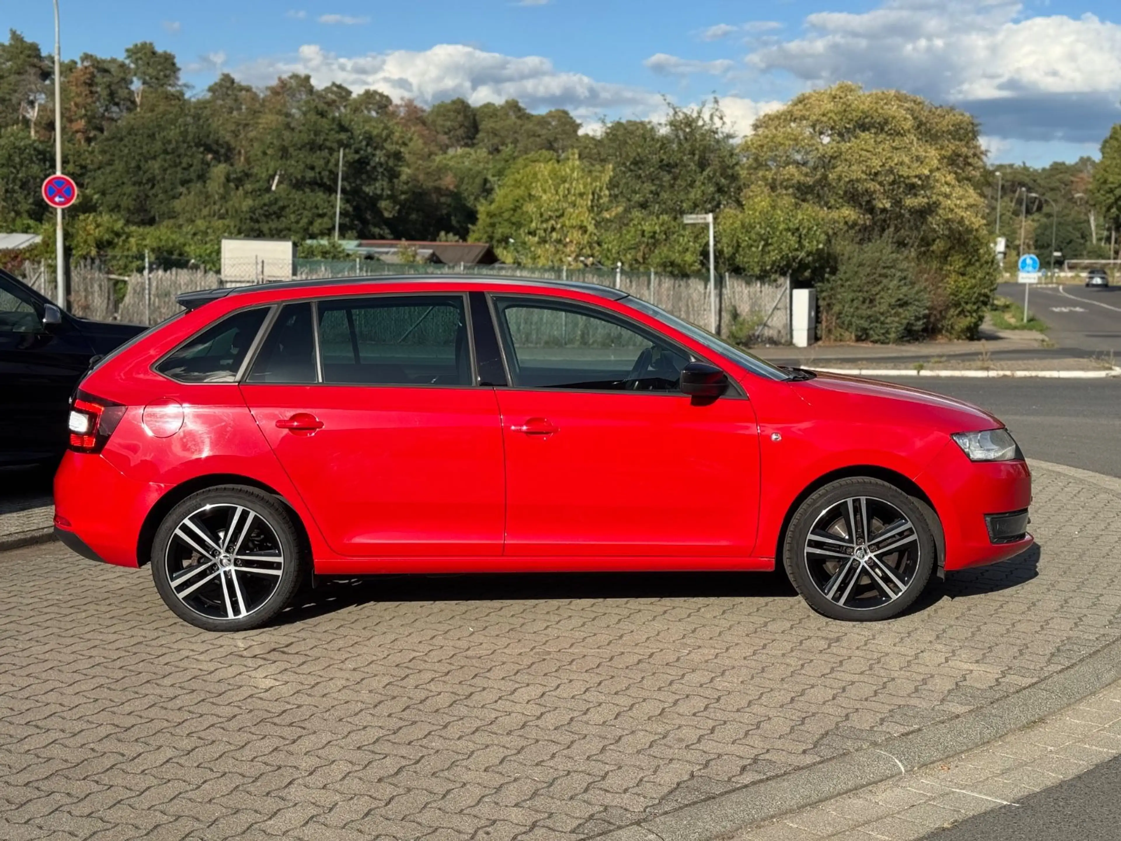 Skoda Rapid/Spaceback Spaceback Style+ 1.HAND-XENON-TEMPOMAT — photo 3