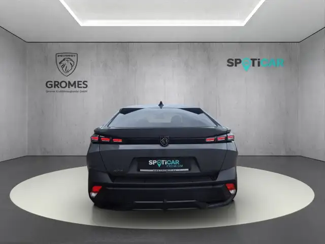 Peugeot 408 view 4