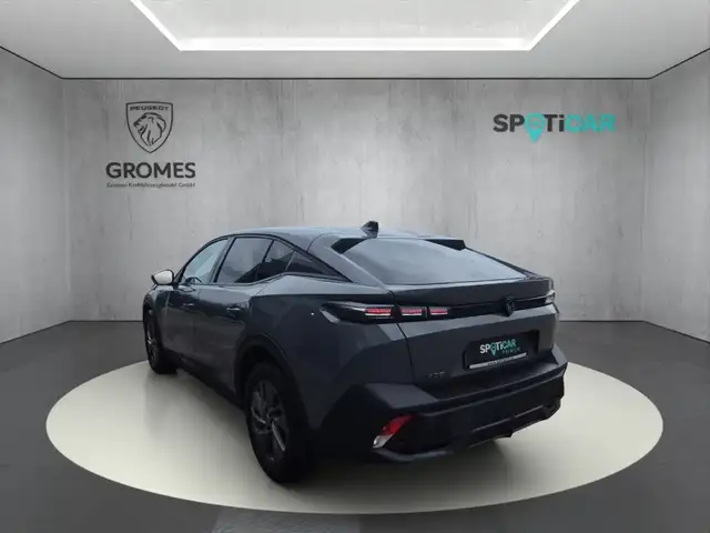 Peugeot 408 view 5