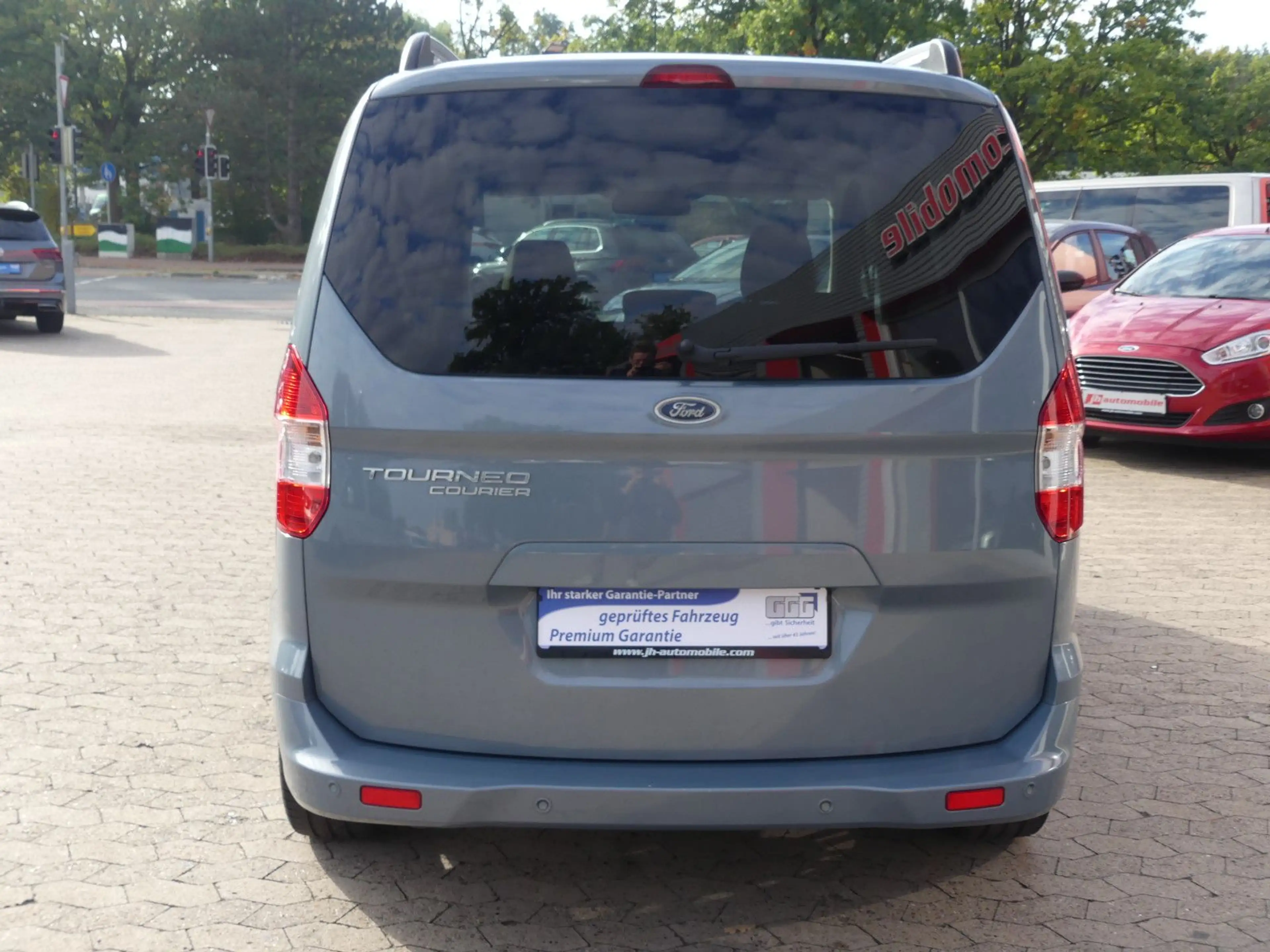 Ford Tourneo Courier Titanium Navi*SHZ*Klima*ab 199€ — photo 5