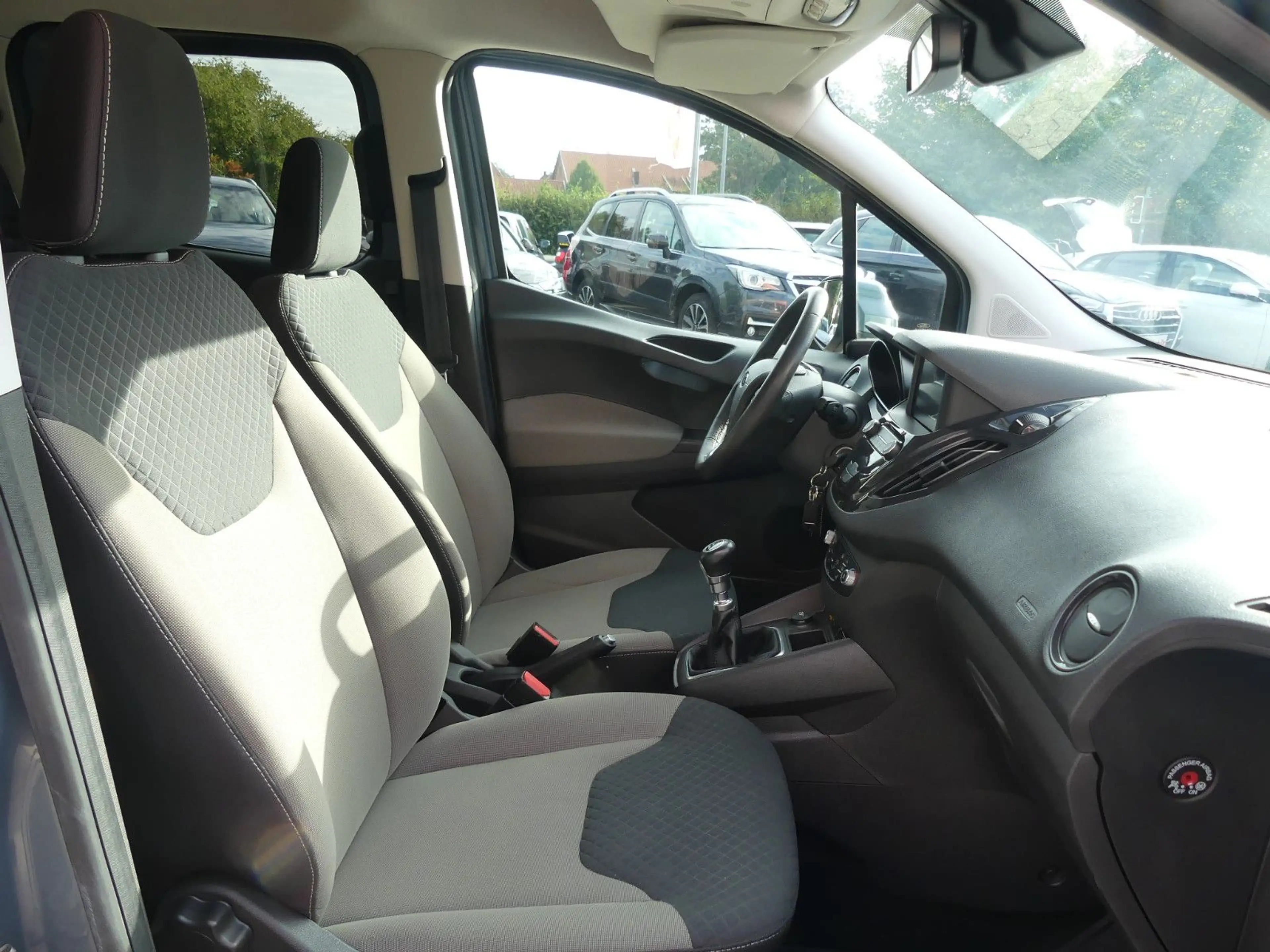 Ford Tourneo Courier Titanium Navi*SHZ*Klima*ab 199€ — photo 24
