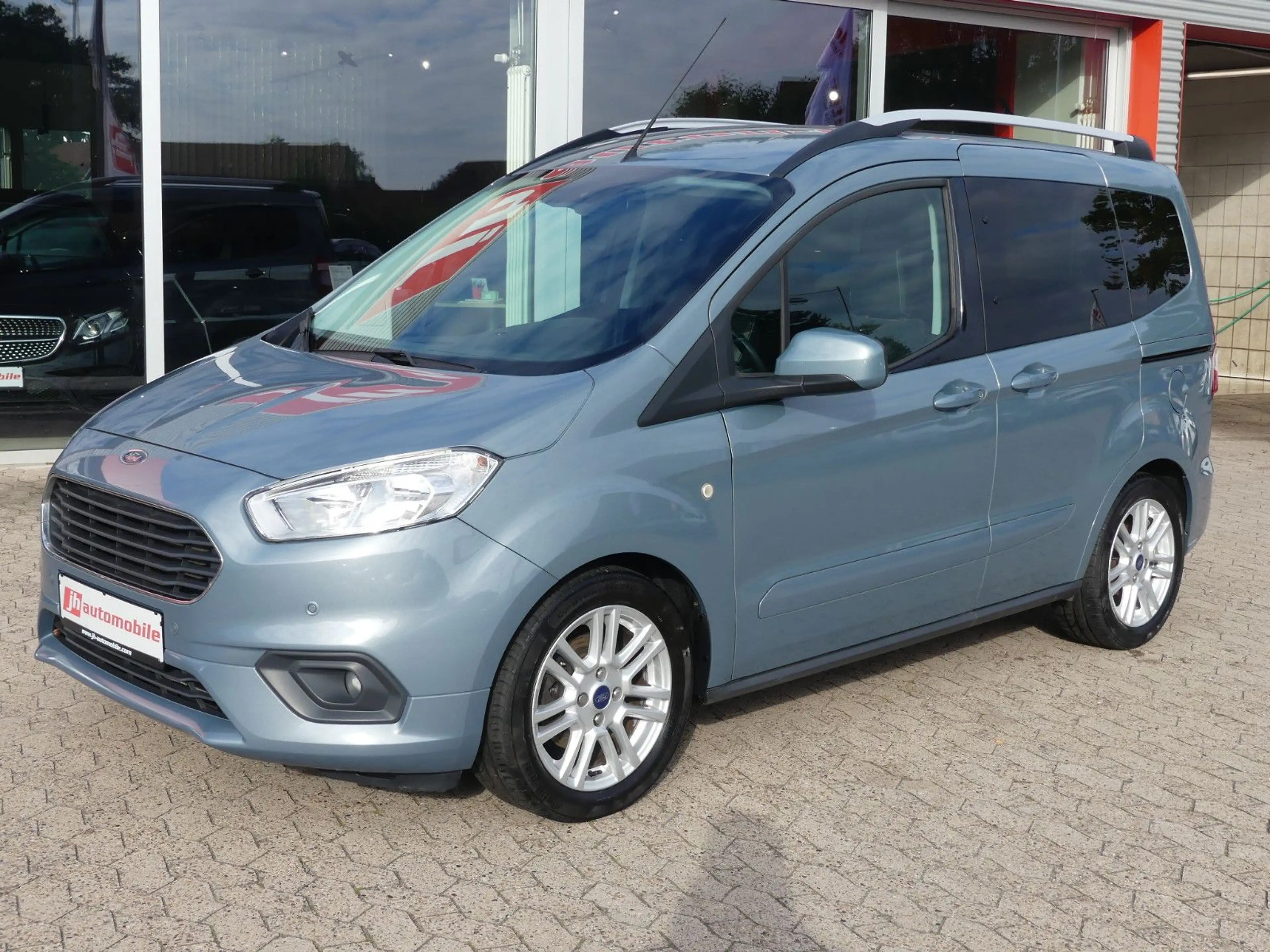 Ford Tourneo Courier Titanium Navi*SHZ*Klima*ab 199€ — photo 2