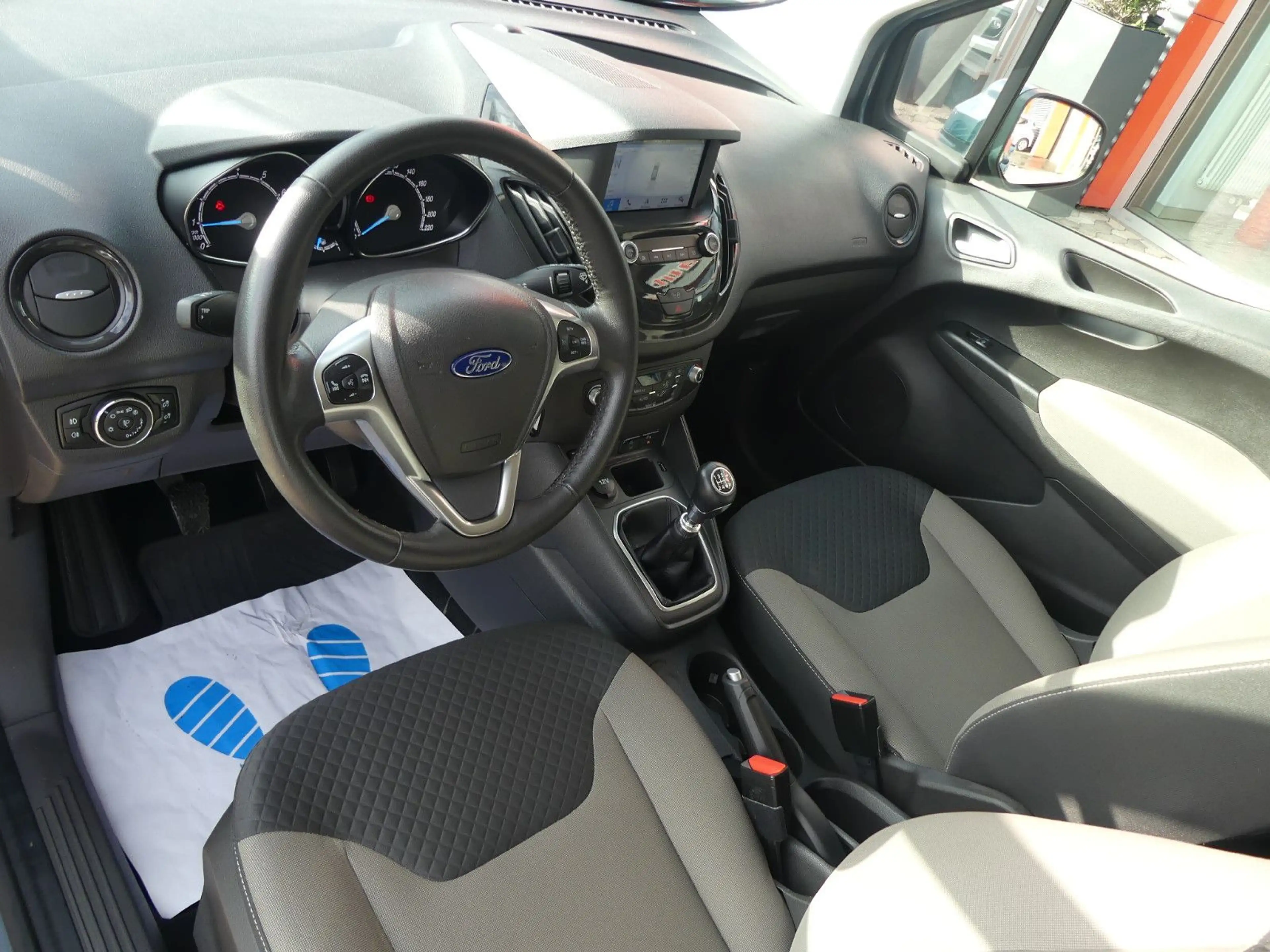 Ford Tourneo Courier Titanium Navi*SHZ*Klima*ab 199€ — photo 12