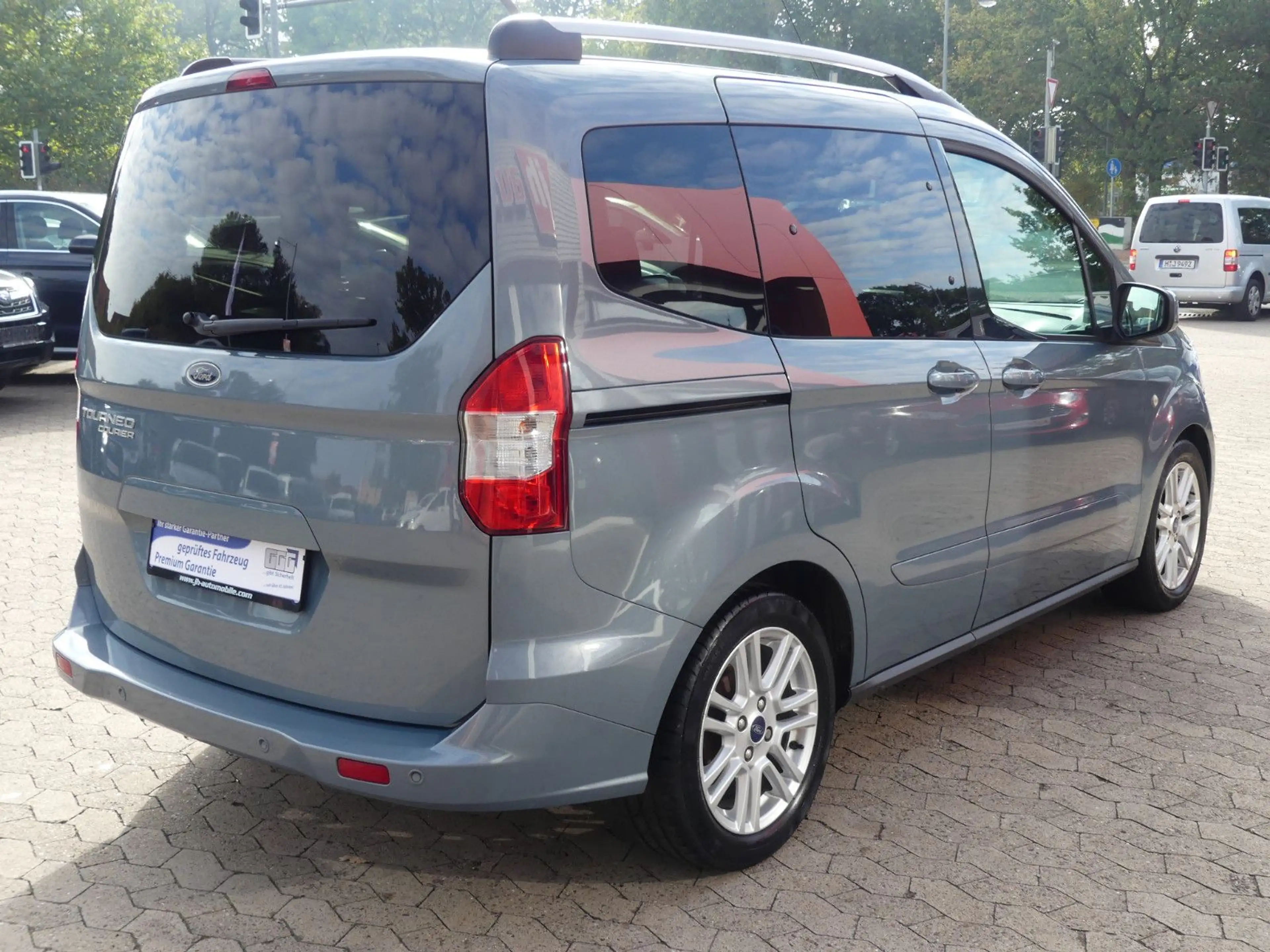 Ford Tourneo Courier Titanium Navi*SHZ*Klima*ab 199€ — photo 6