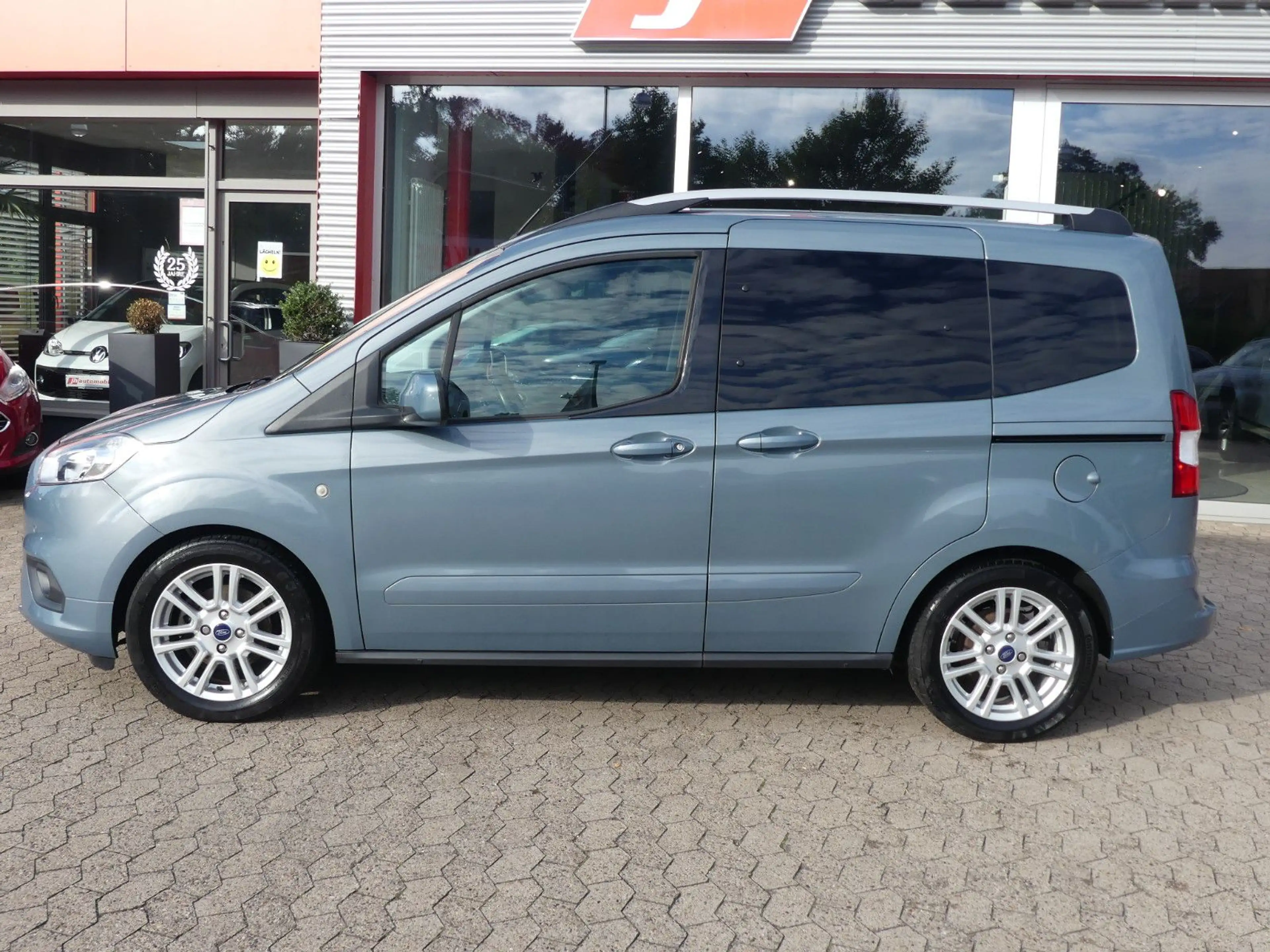 Ford Tourneo Courier Titanium Navi*SHZ*Klima*ab 199€ — photo 3