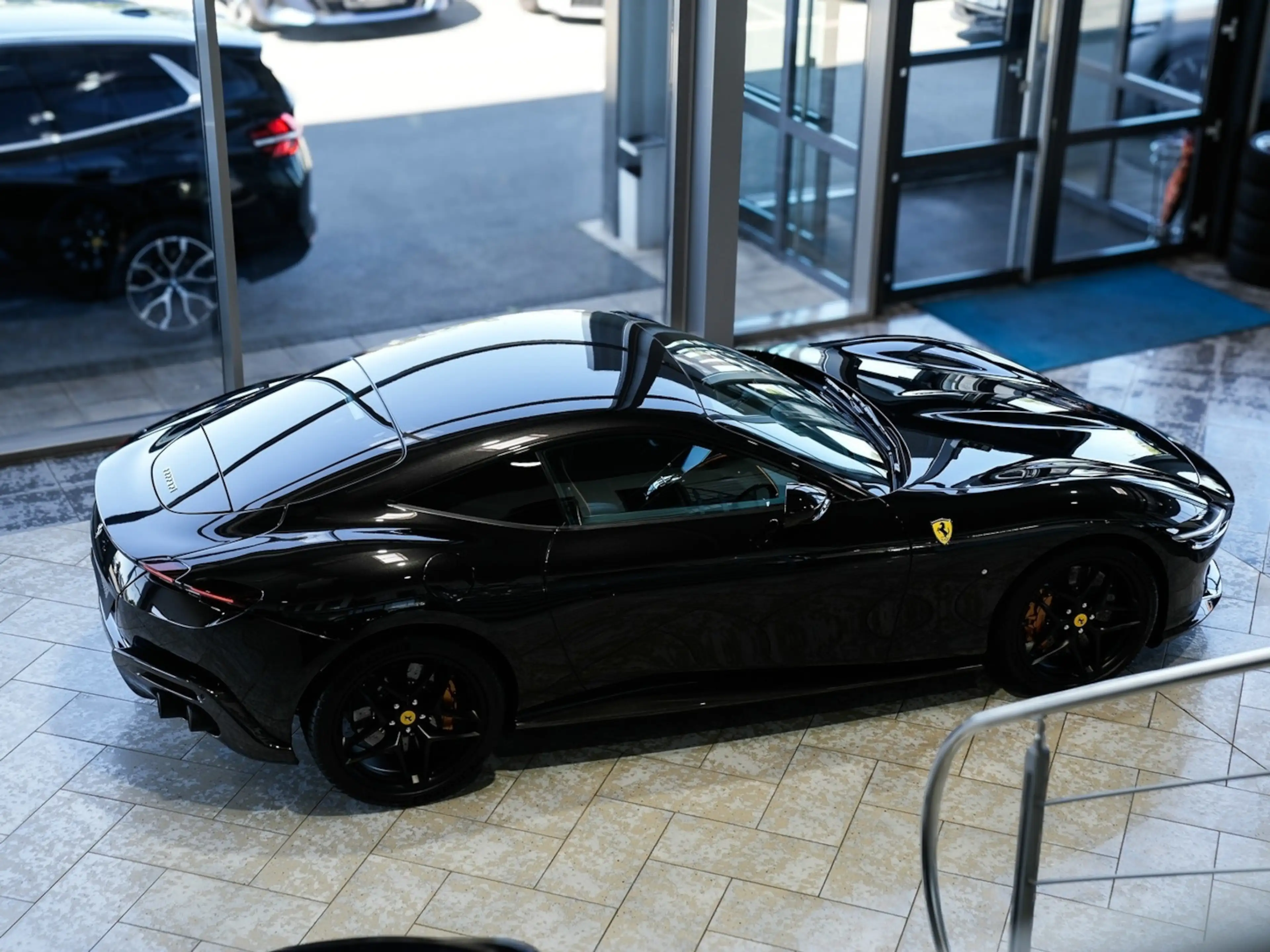 Ferrari Roma Coupe Tailor Carbon 20LM Belüftung ADAS — photo 9