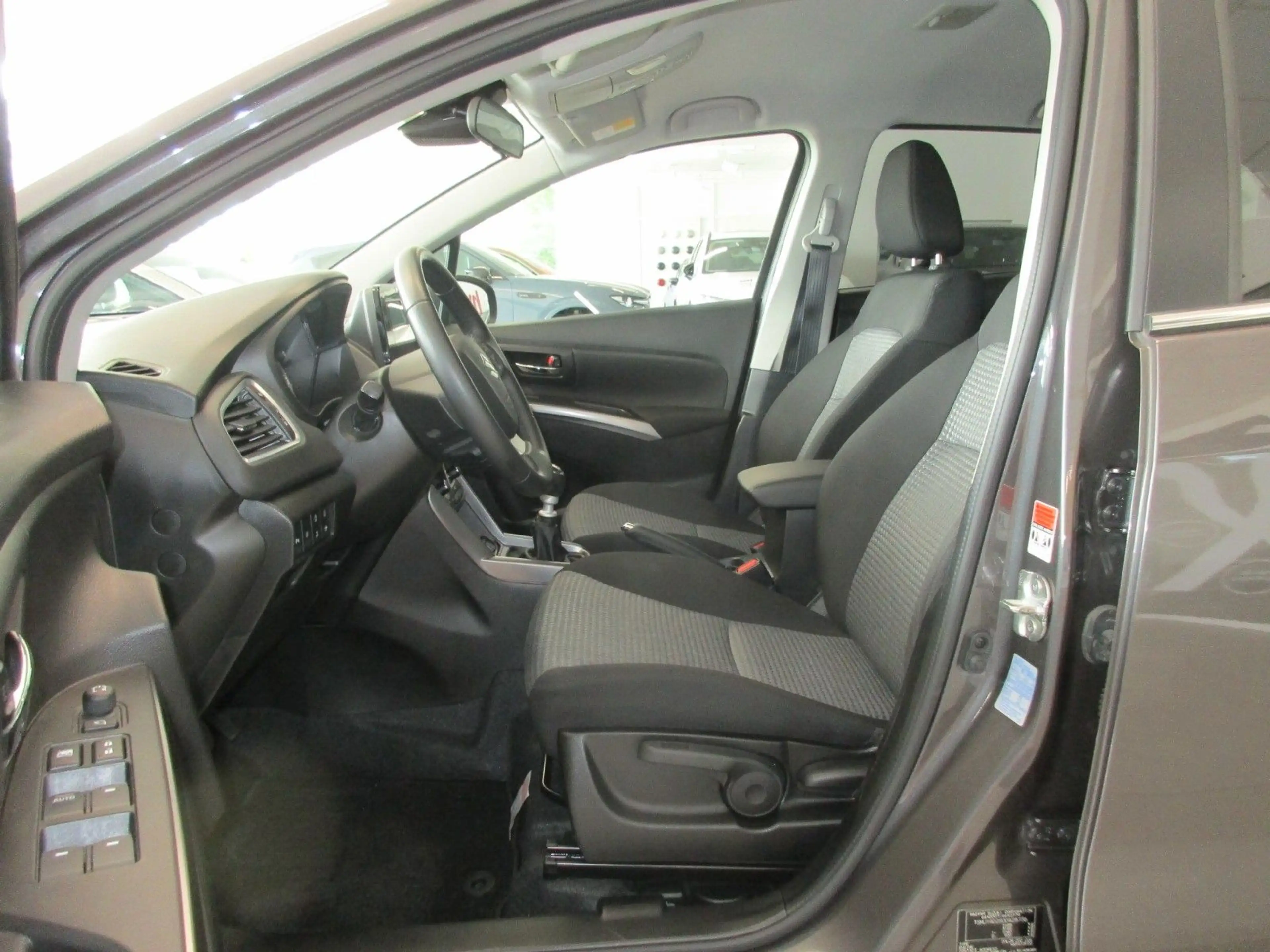 Suzuki SX4 S-Cross Comfort — photo 6