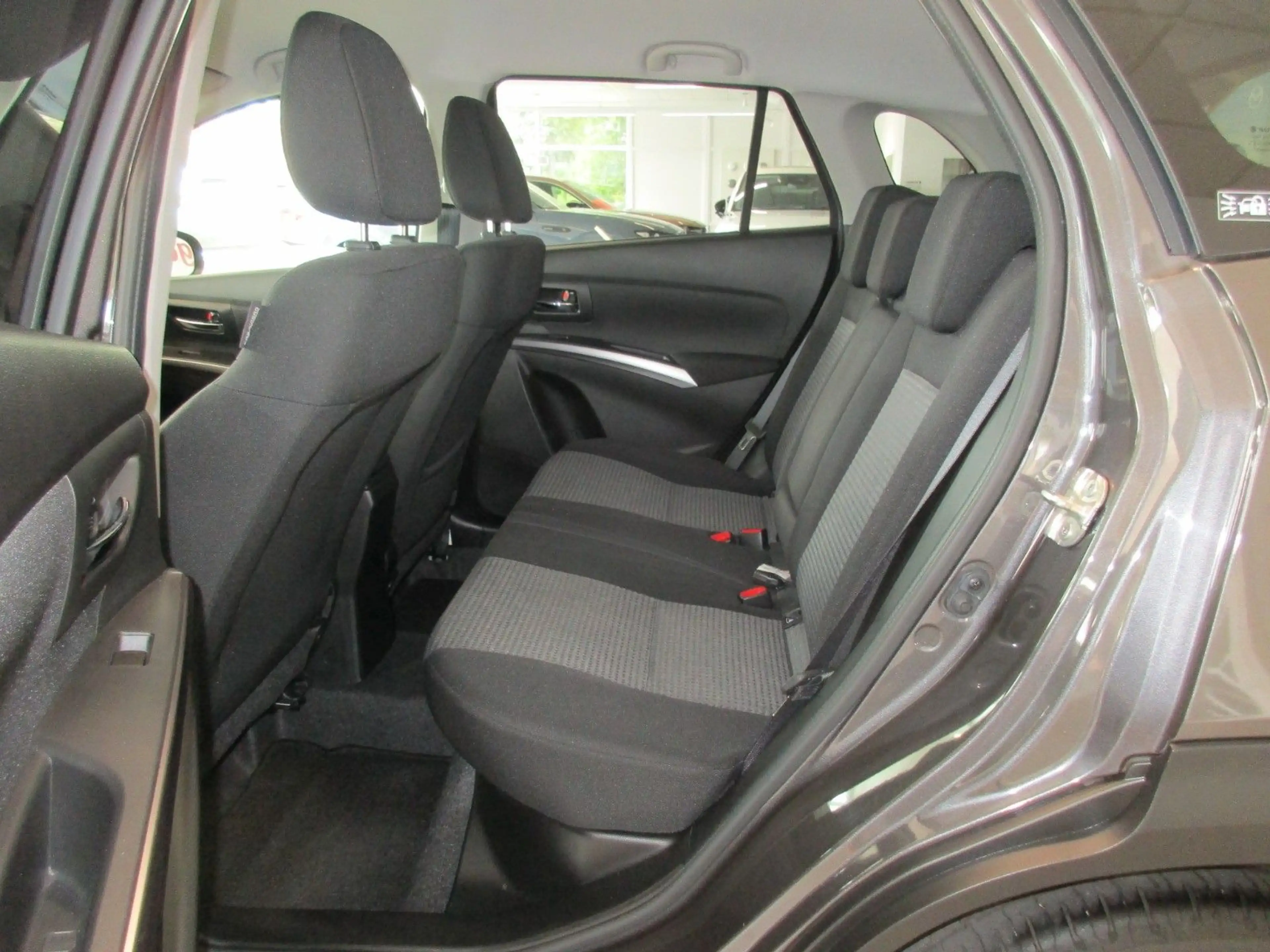 Suzuki SX4 S-Cross Comfort — photo 9