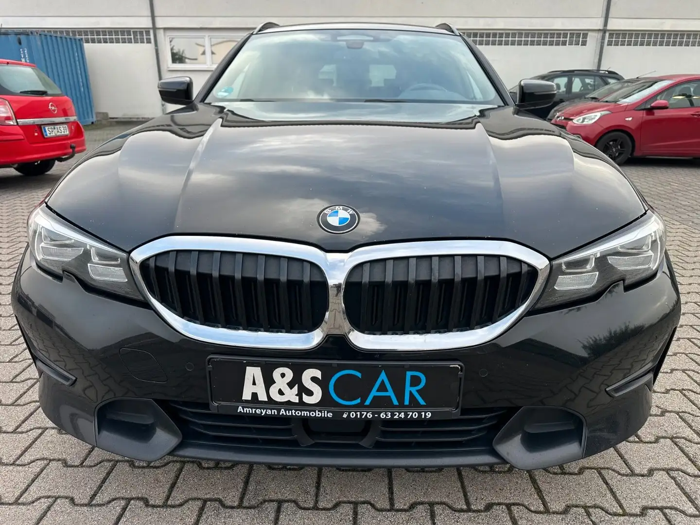 BMW 320 d Touring-Sport Line-KAMERA-STANDHEIZUNG-AHK Noir - 2