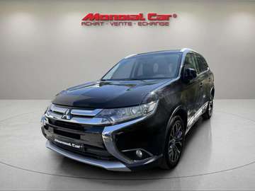 Outlander 2.2 DI-D 2WD *Marchand ou export*