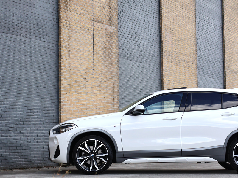 BMW X2 sDrive20i M Sport X Pano | HUD | 20" M | Trekhaak — photo 7