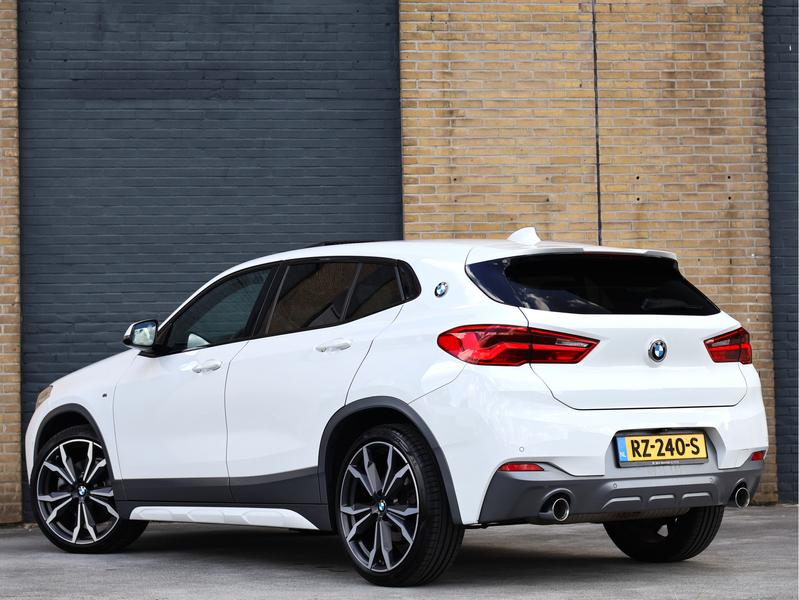 BMW X2 sDrive20i M Sport X Pano | HUD | 20" M | Trekhaak — photo 2