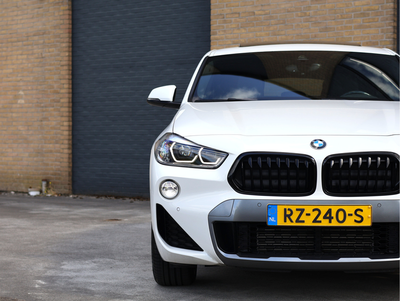 BMW X2 sDrive20i M Sport X Pano | HUD | 20" M | Trekhaak — photo 15