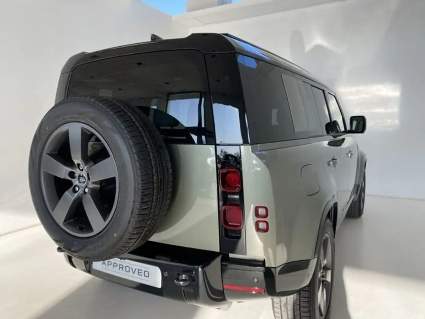 Land Rover Defender 110 2.0 Si4 PHEV X-Dynamic SE AWD Aut. 300 Verde - 2