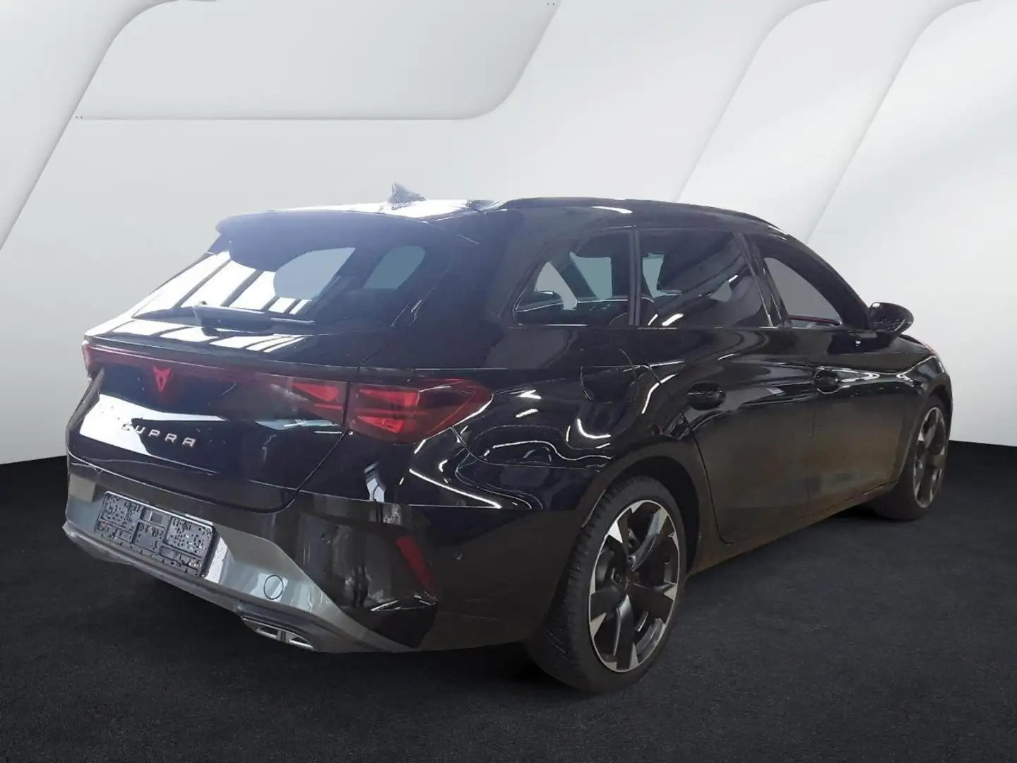 CUPRA Leon Sportstourer 1.5 eTSI DSG ACC+SHZ+NAVI+elHK Klima Schwarz - 2