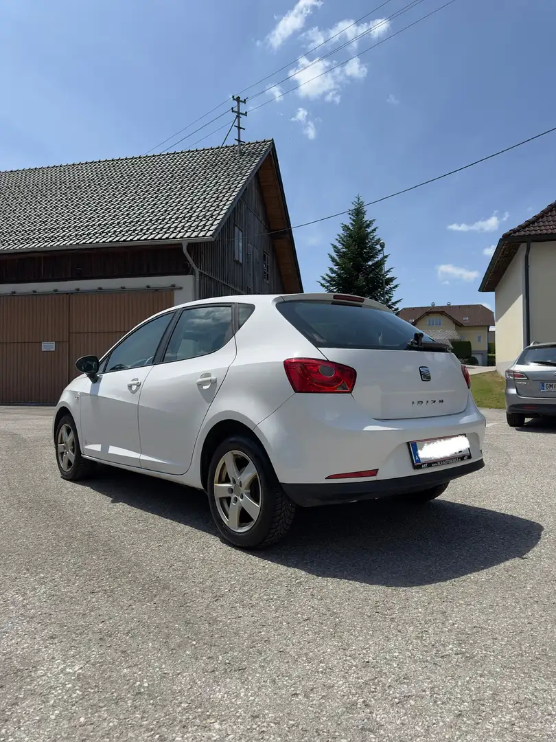 SEAT Ibiza Reference Weiß - 2