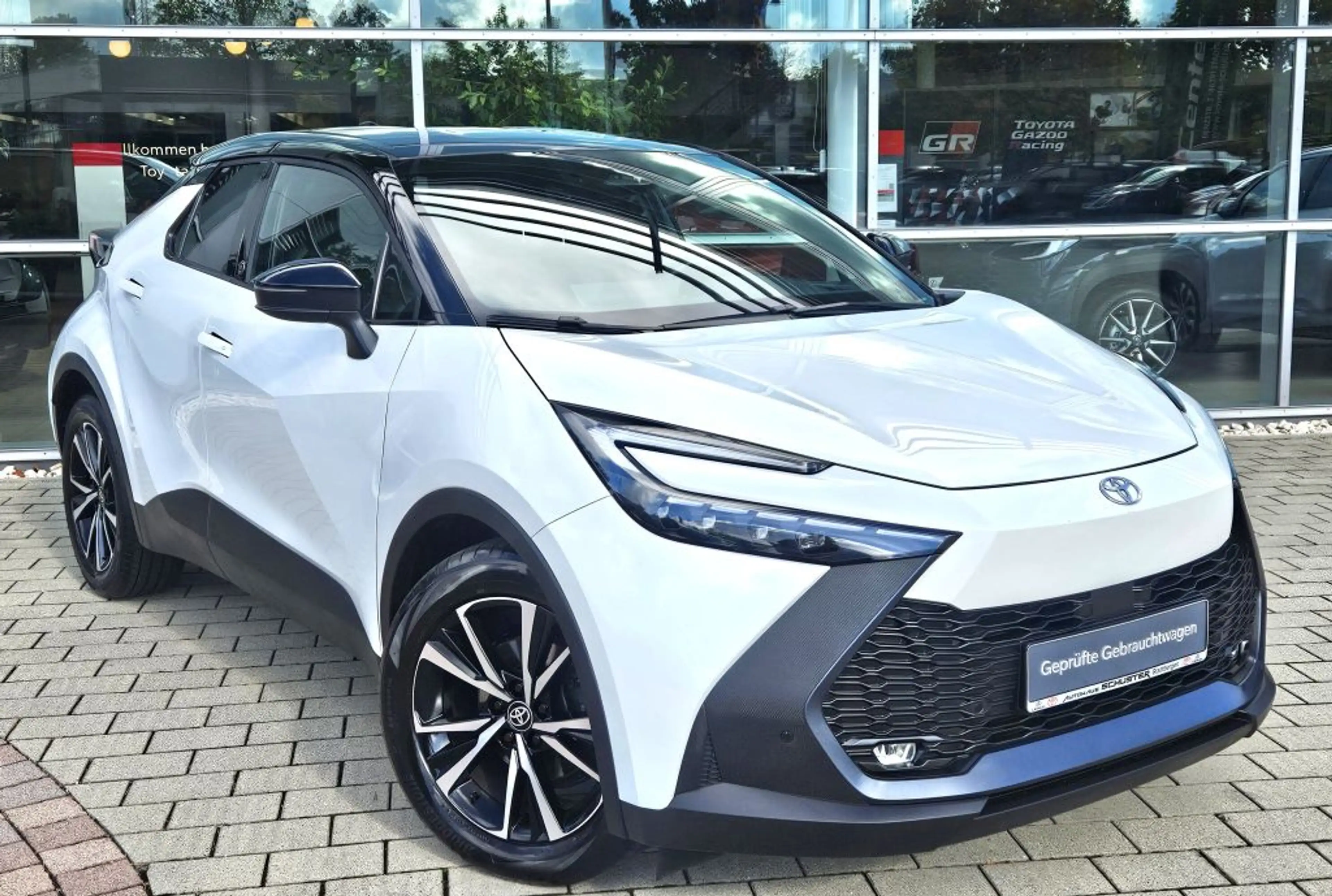 Toyota C-HR 2.0 Hybrid Team Deutschland