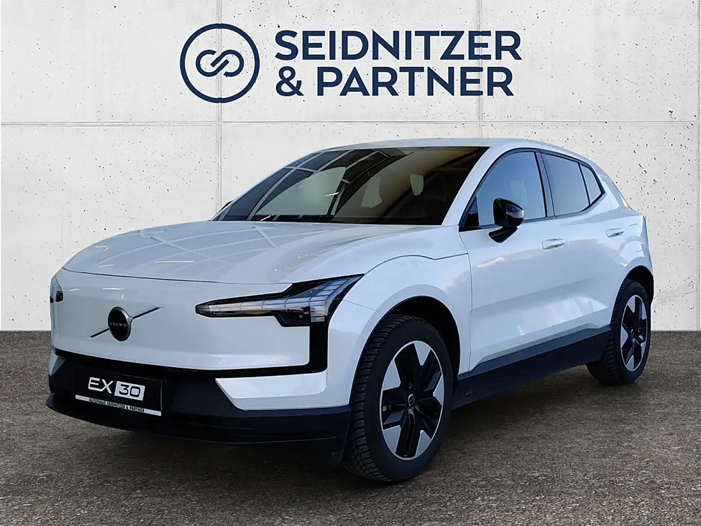 Volvo EX30 Single Motor Extended Range 69kWh Plus Weiß - 1