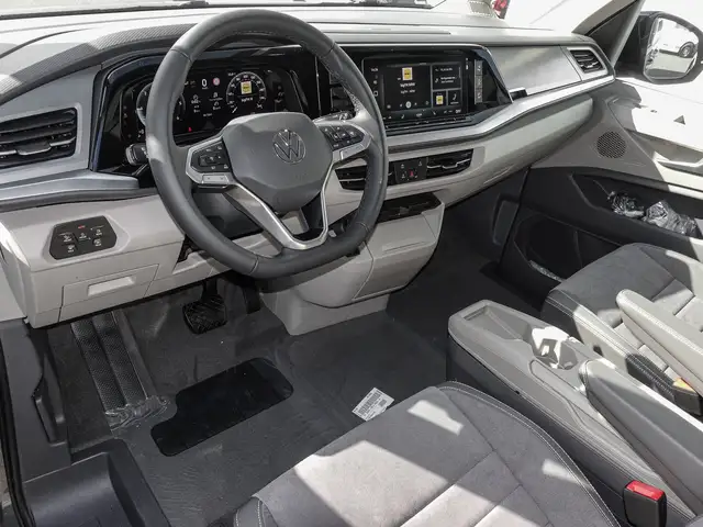 Volkswagen Multivan view 7