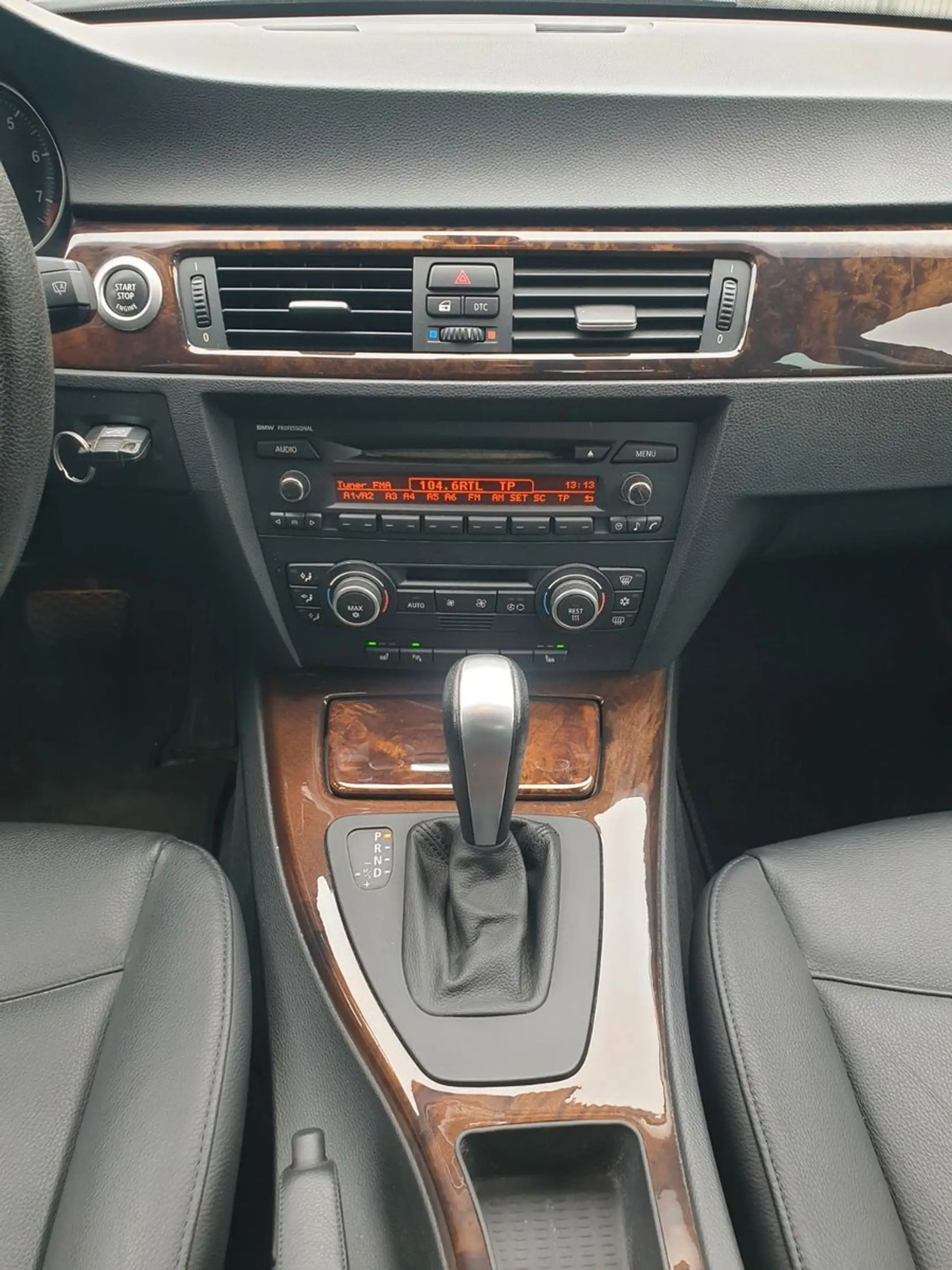 BMW 325 i Limousine Automatik TÜV-Neu 2-Hand — photo 15