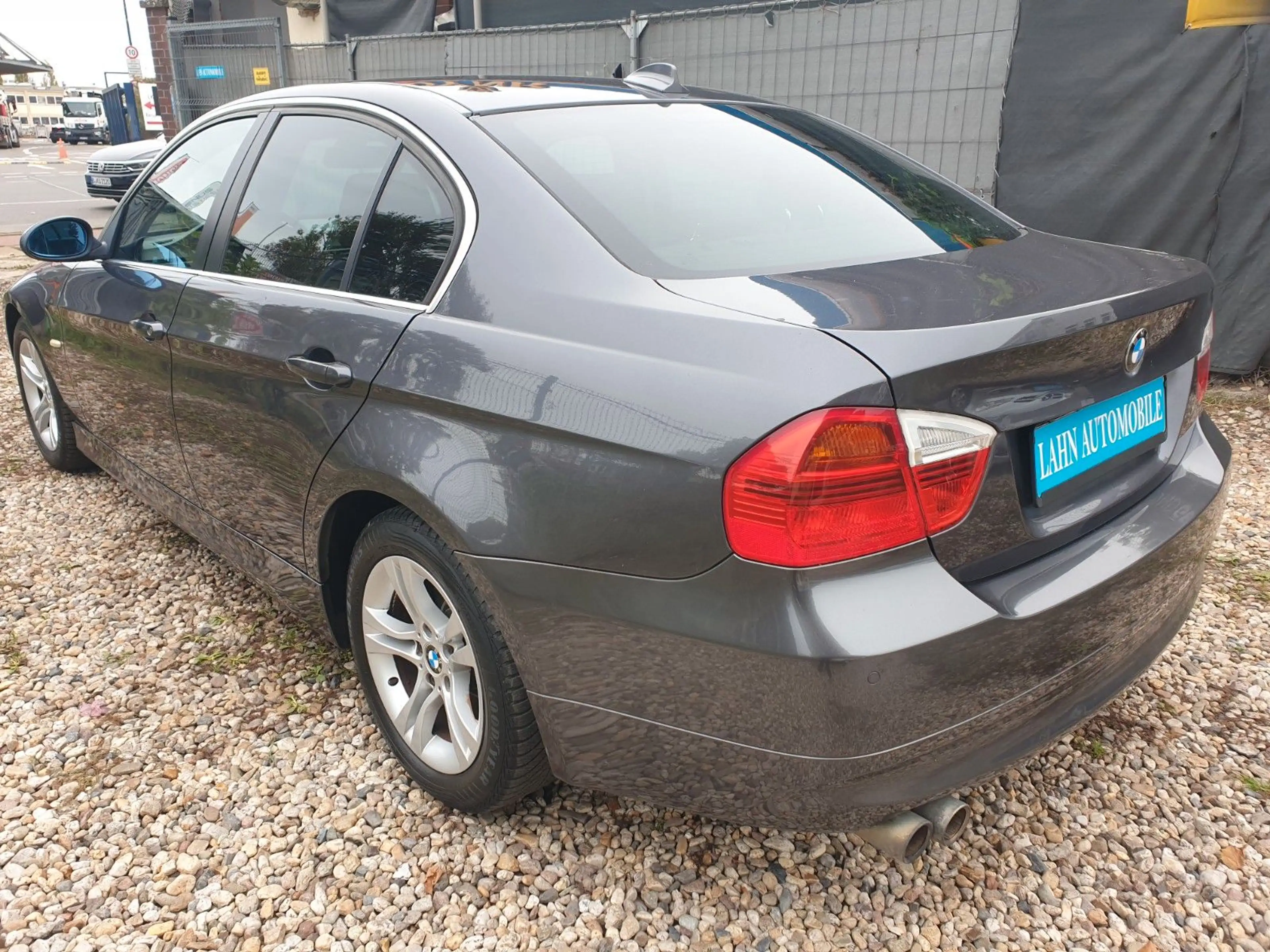 BMW 325 i Limousine Automatik TÜV-Neu 2-Hand — photo 6